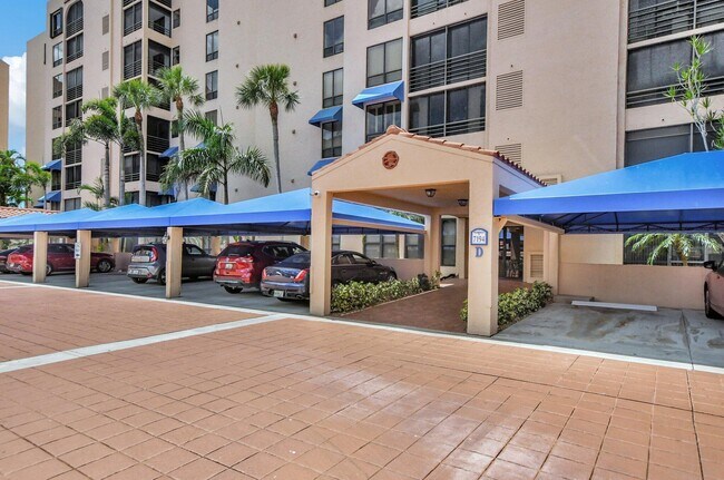 7194 Promenade Dr Unit 102