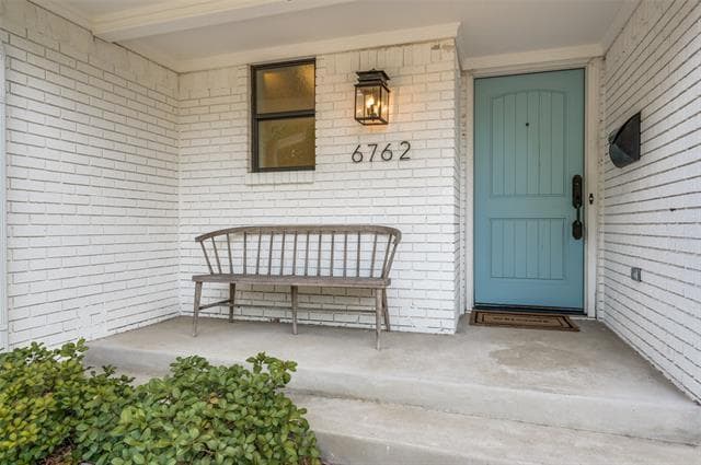 Photo - 6762 Inverness Ln