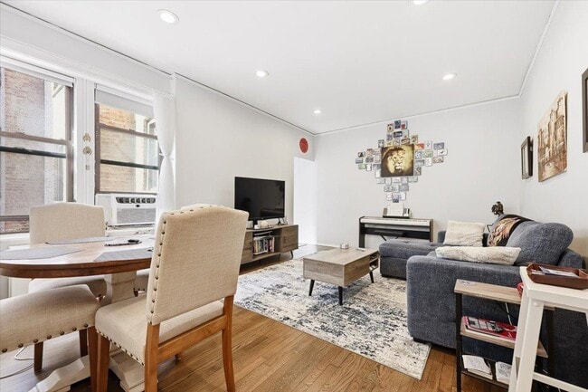 Building Photo - 56 Glenwood Ave Unit 26