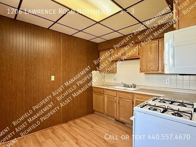 Photo - 1206 Lawrence Rd NE Unit 3