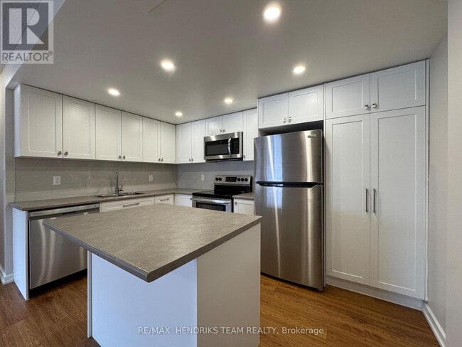 Photo - 16 Capner St Unit 312