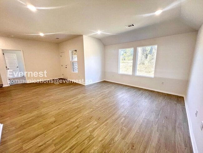 Photo - 1511 Ridgefield Cir