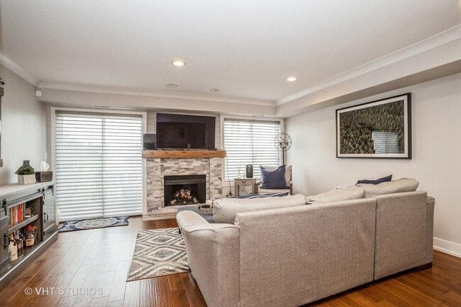 Photo - 546 E Windgate Ct