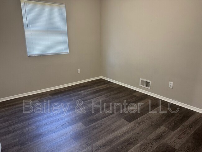 Photo - 4515 Doral Dr SW