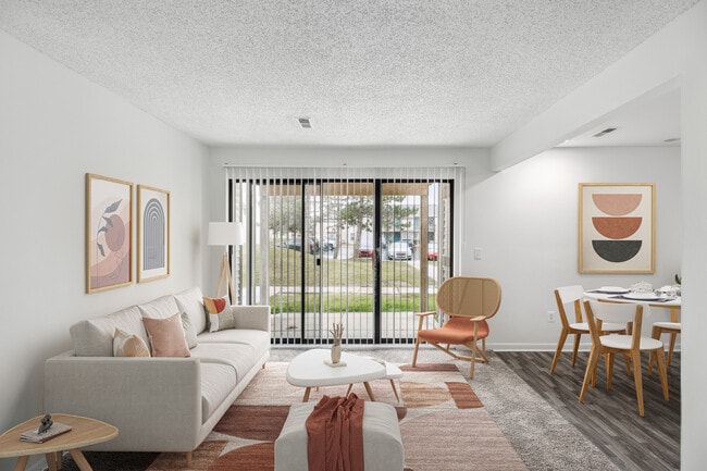 Photo - Kimberly Club Apartments