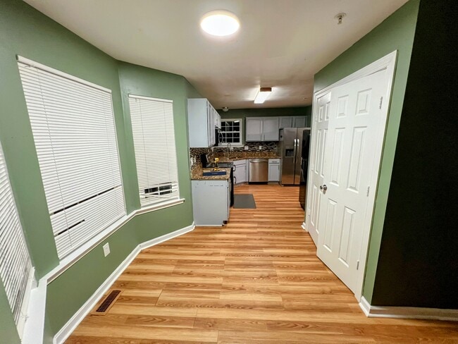 Photo - 6301 Grenfell Ct