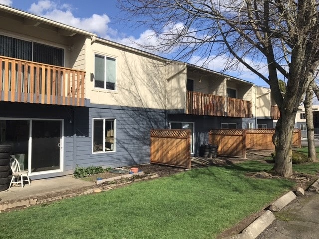 Linden Place Apartments