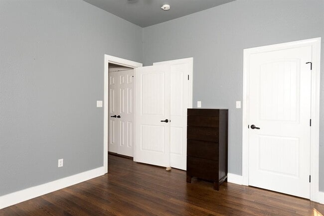 Photo - 2805 Lafayette Ave