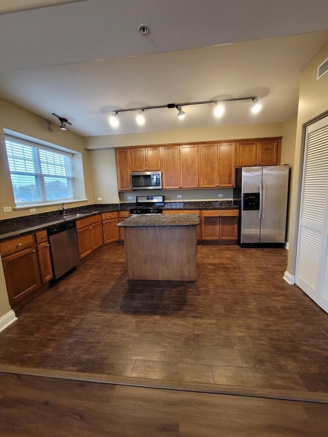 Photo - 1 Itasca Pl Unit TWO BEDS