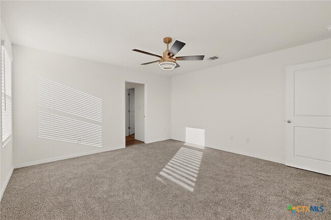 Photo - 361 Wren Ln