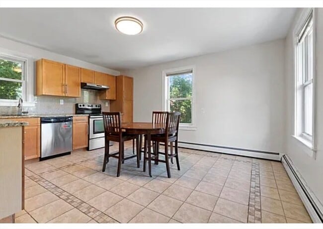 Photo - 15 Holton St Unit 2