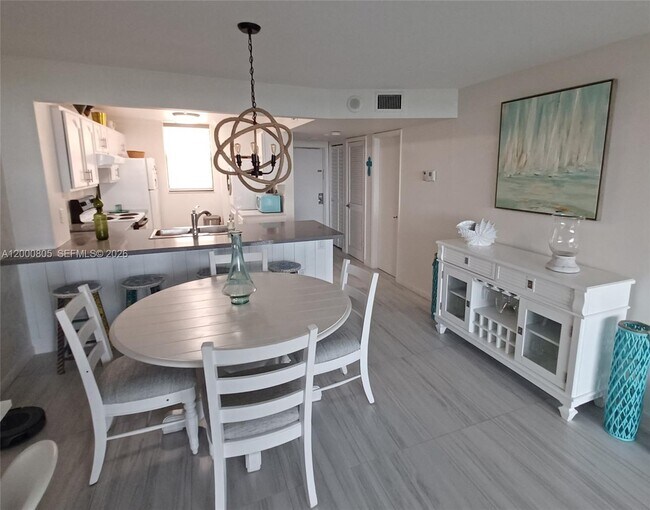 Photo - 9900 S Ocean Dr Unit 106