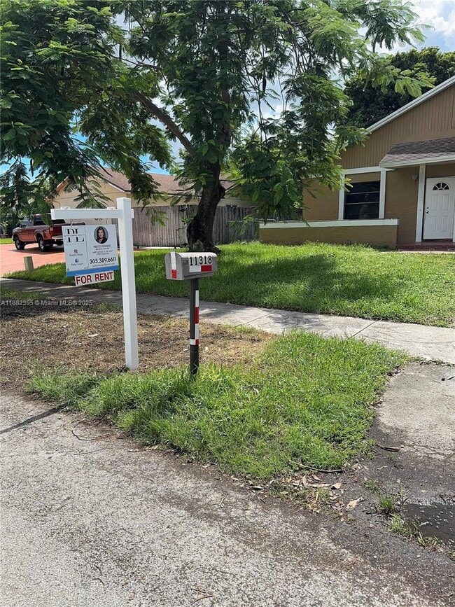 Photo - 11318 SW 167th St Casa