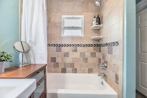 Building Photo - 209 W Osborne Ave