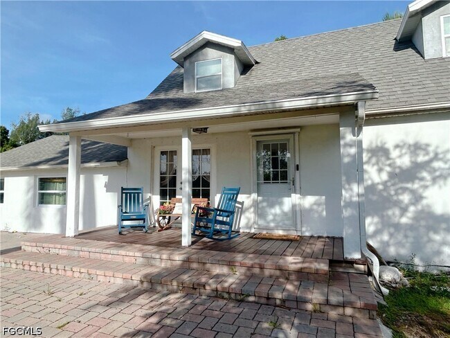 Photo - 2861 N 2nd St