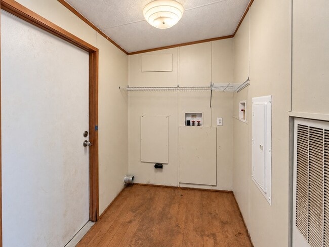 3 Bed/2 Bath - Unit 204 Gaither