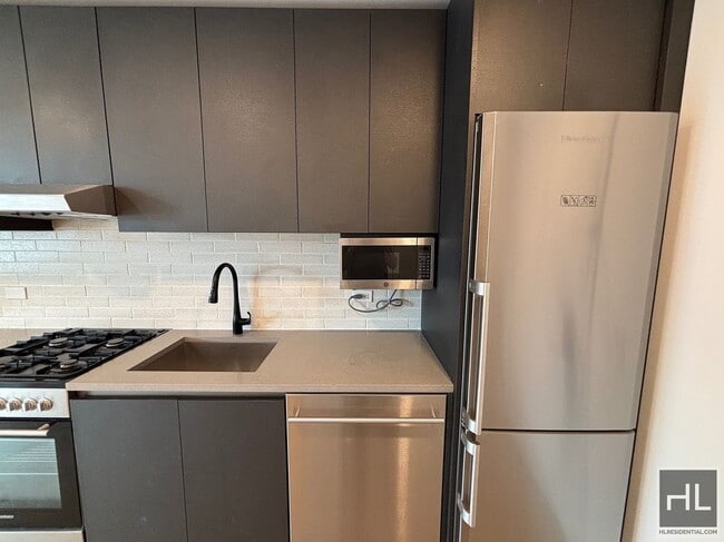 Photo - NORTHERN BOULEVARD Apartamento Unidad 8D