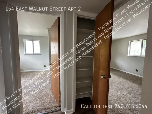 Photo - 154 E Walnut St Unit 2