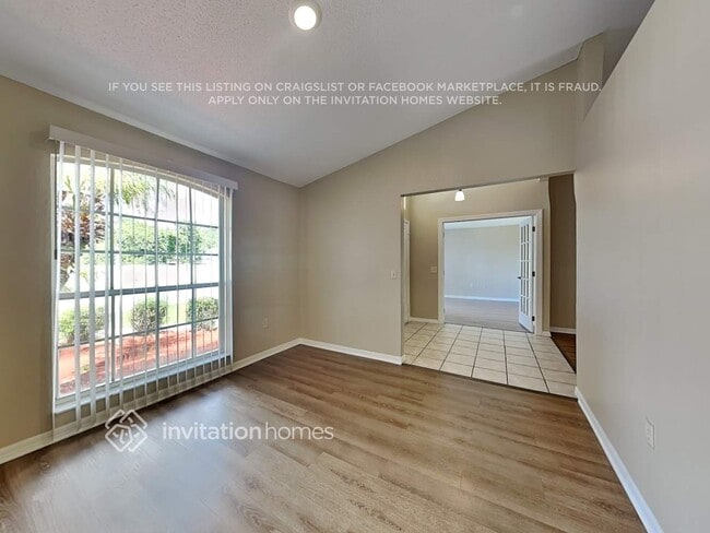 Photo - 819 Reflections Loop E