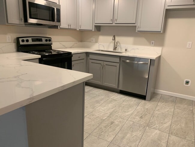 Photo - 5417 E Knoll Dr Unit 5417 E Knoll Dr