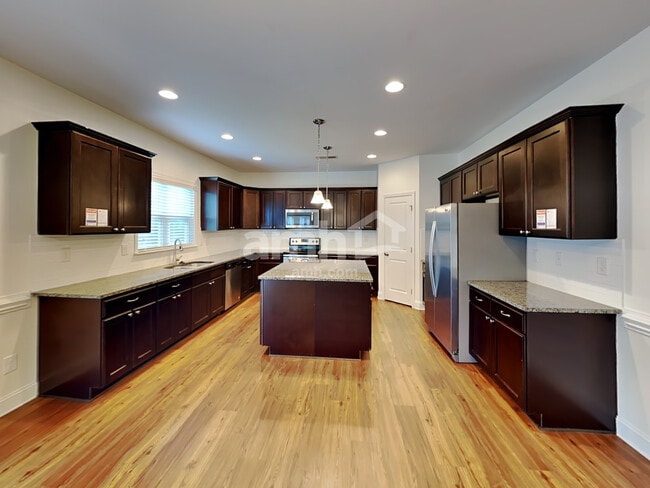 1007 Monitor Ct