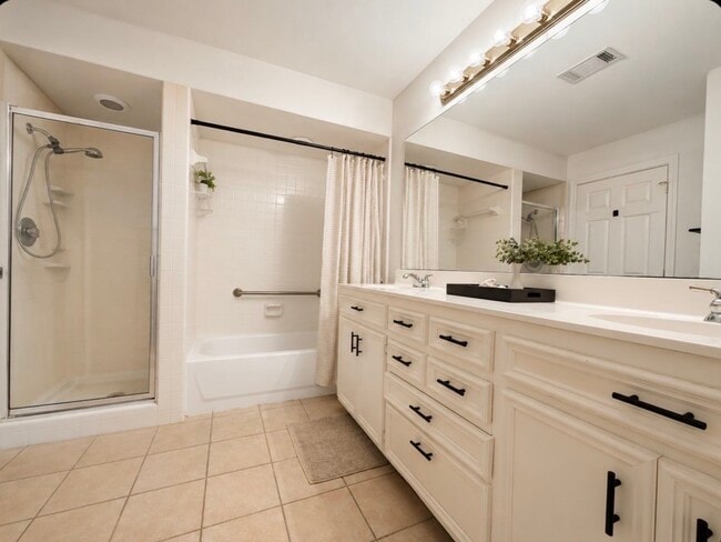 Photo - 211 Shenandoah Dr