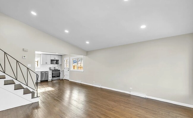 Photo - 11011 W Roosevelt Rd