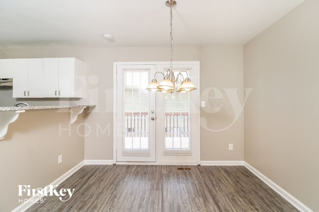 Photo - 713 Garrett St