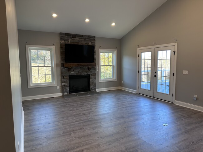 Living Room 1 - 40 Dale Dr Condo Unit 40