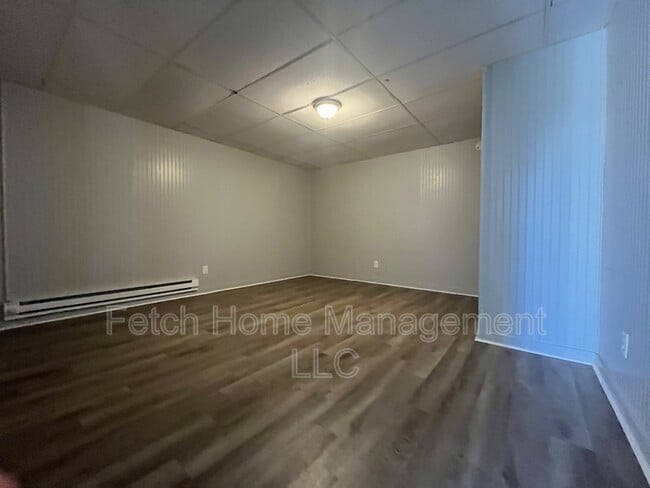 Photo - 10669 Jonestown Rd