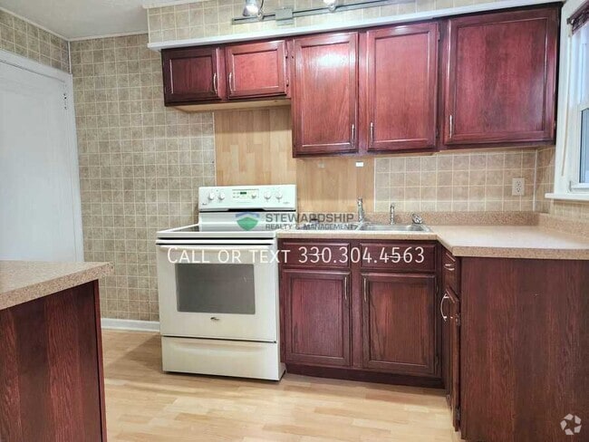 Building Photo - 2131 Dennison Pl NW Rental