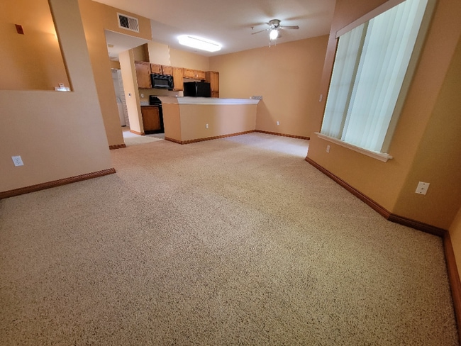 Photo - 4200 E Commerce Way Unit 623
