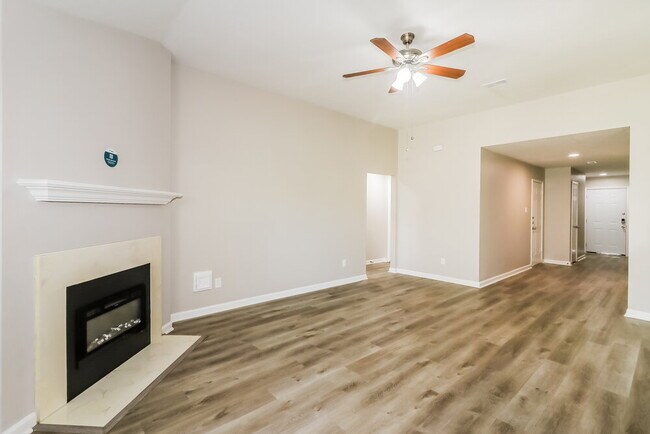 Photo - 4509 Fox Run St
