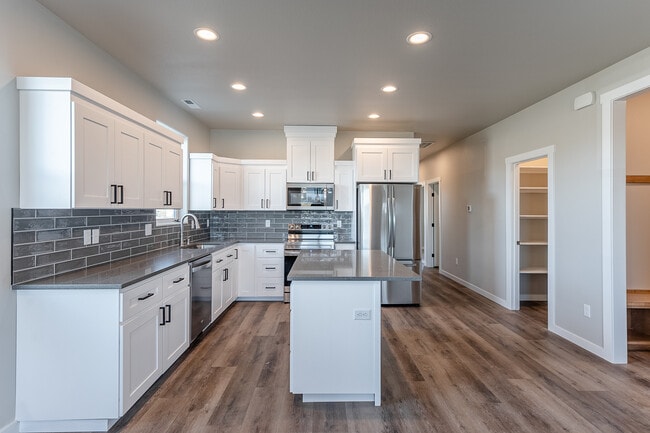 Photo - 4081 Quinn Dr NE