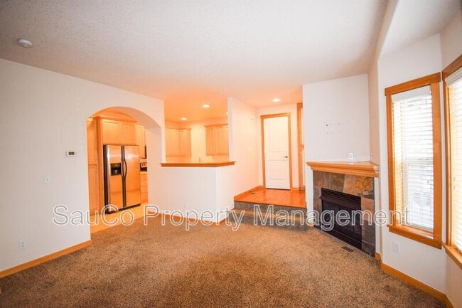 Photo - 2025 Elm St Unit 4-A