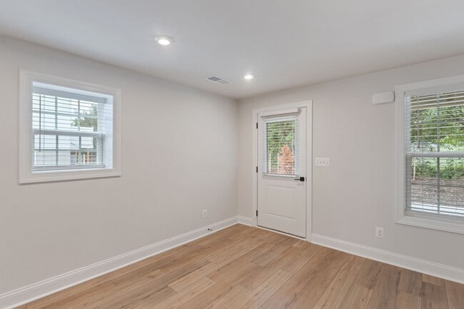 Photo - 2232 Leeham St Unit B