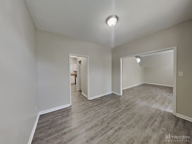 Photo - 9708 Chestnut Glen Ct