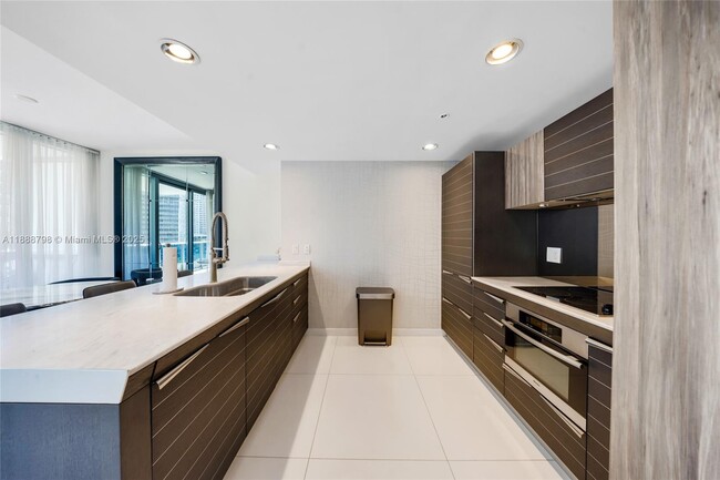 Photo - 200 Biscayne Blvd Way Unit 503