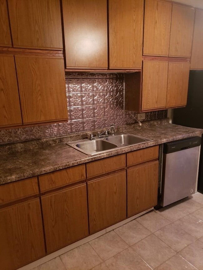 Photo - 829 Fulton Ave