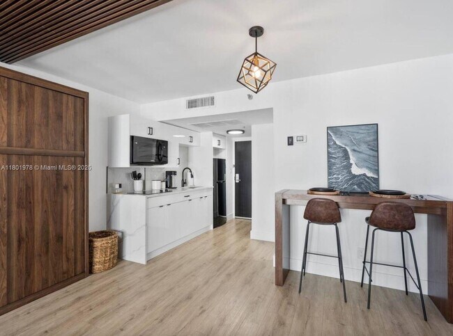 Photo - 19201 Collins Ave Unit 1121