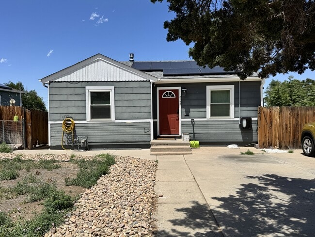 Photo - 2745 W Archer Pl