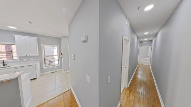 Photo - 1831 W Diamond St Unit 3