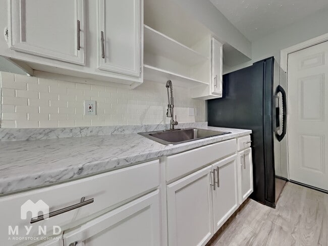 Photo - 4919 Quebec Blvd