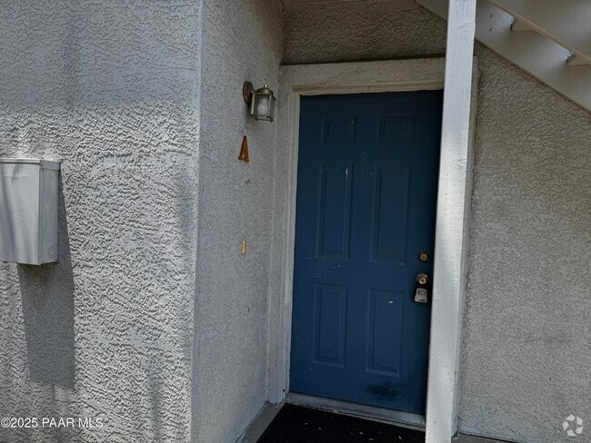Building Photo - 1022 Gail Gardner Way Unit A Rental