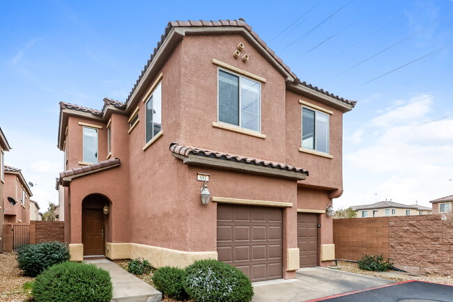 Photo - 681 Calamus Palm Pl