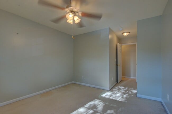 Building Photo - Quiet Retreat in Concord – Modern 3-Bed Co... Rental