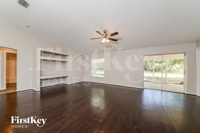 Photo - 3596 Monfero Ave