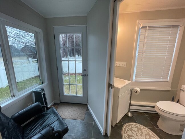 Photo - 21 McLean St