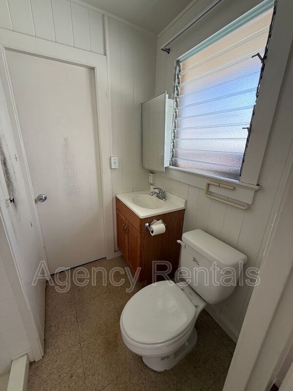 Photo - 1141 Rycroft St Unit A