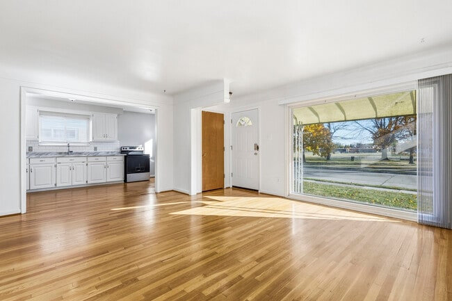 Photo - 24609 Flower Ave